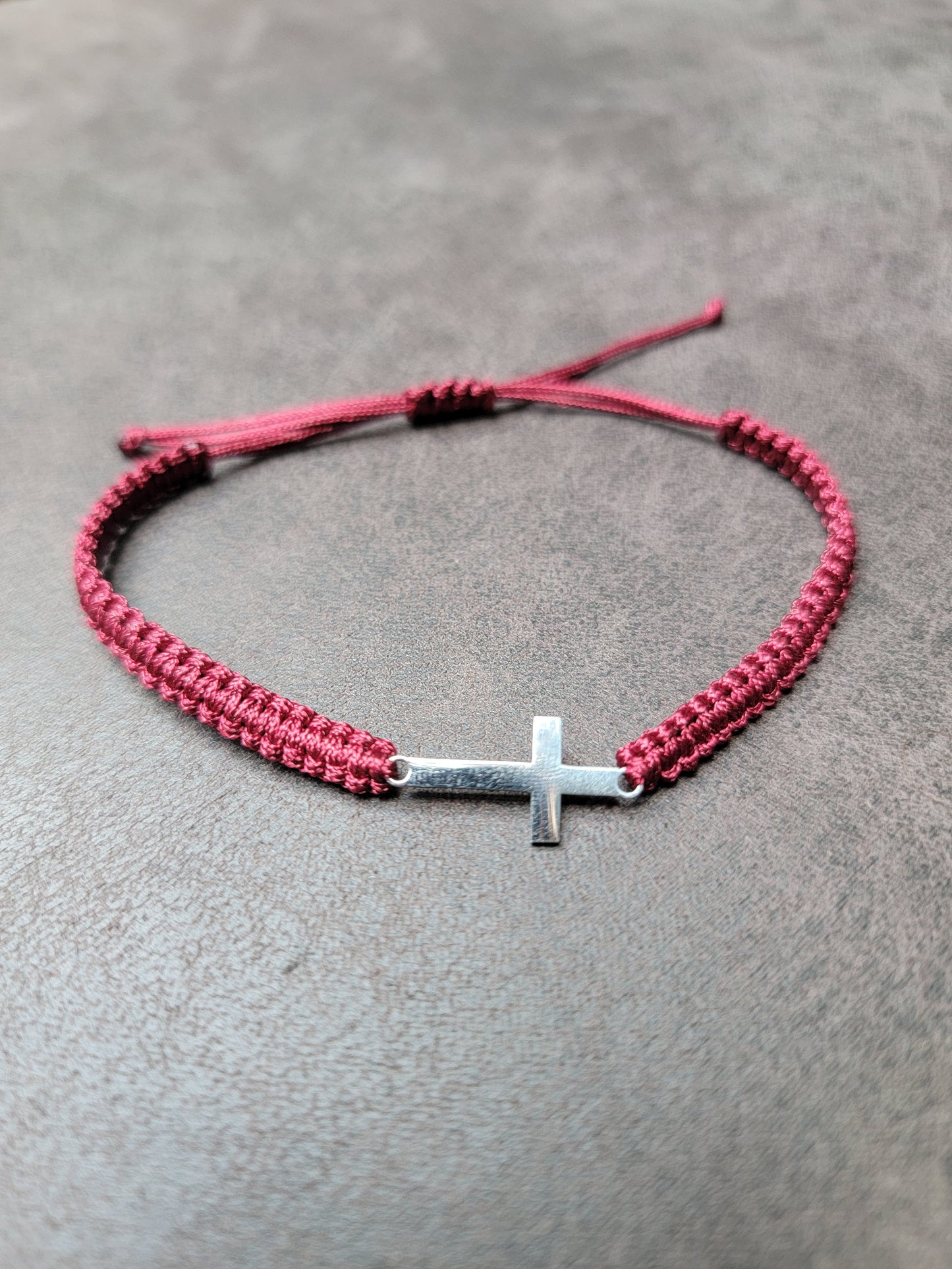 hand-woven Cross bracelet - Stainless Steel