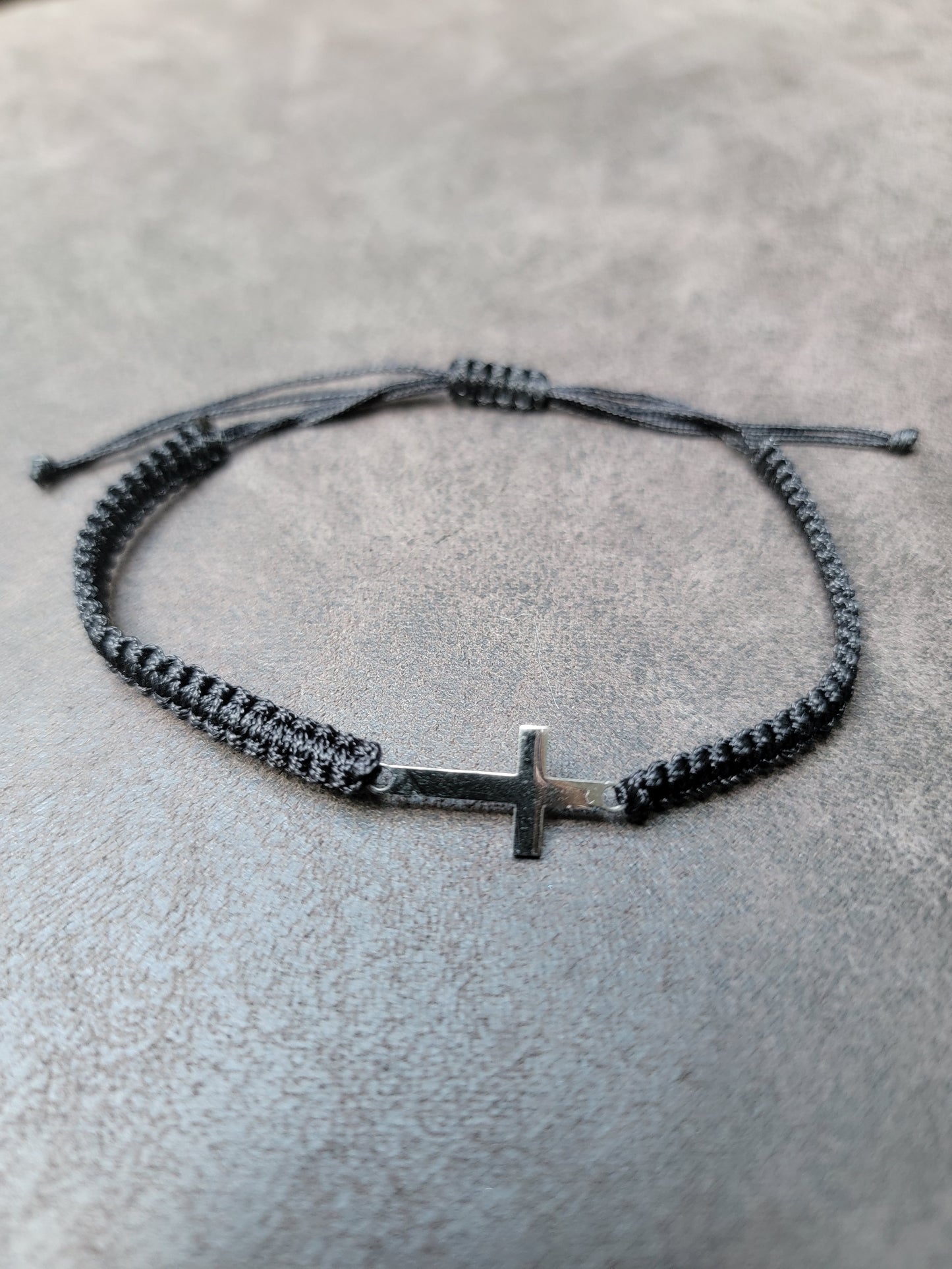 hand-woven Cross bracelet - Stainless Steel