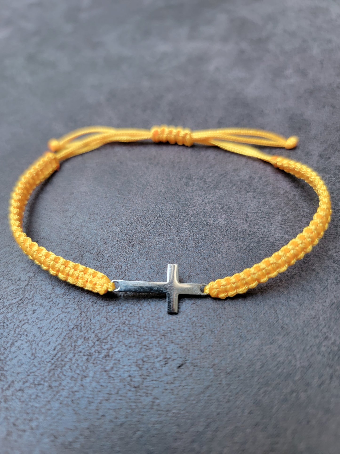 hand-woven Cross bracelet - Stainless Steel