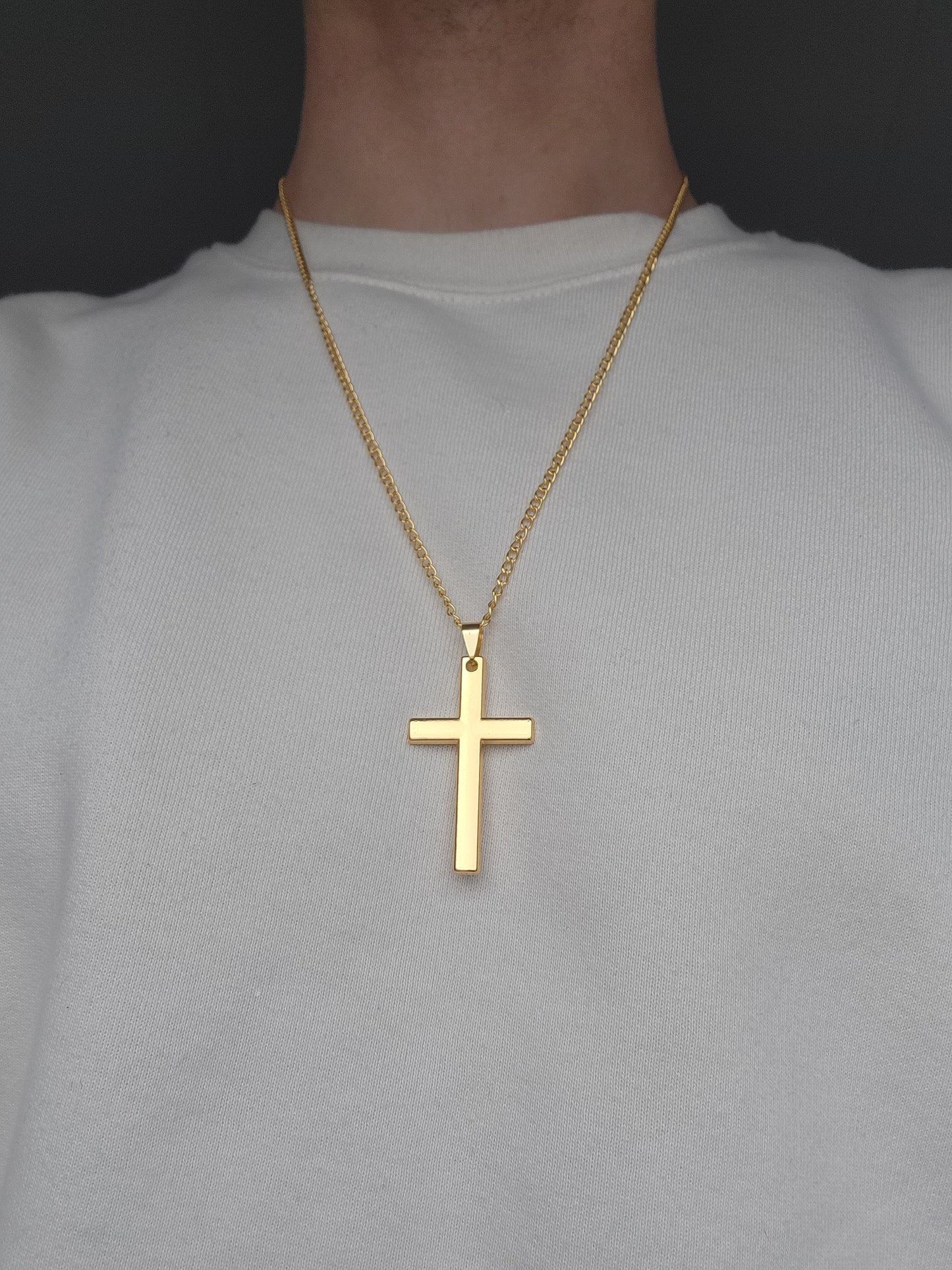 Cross pendant necklace - stainless steel