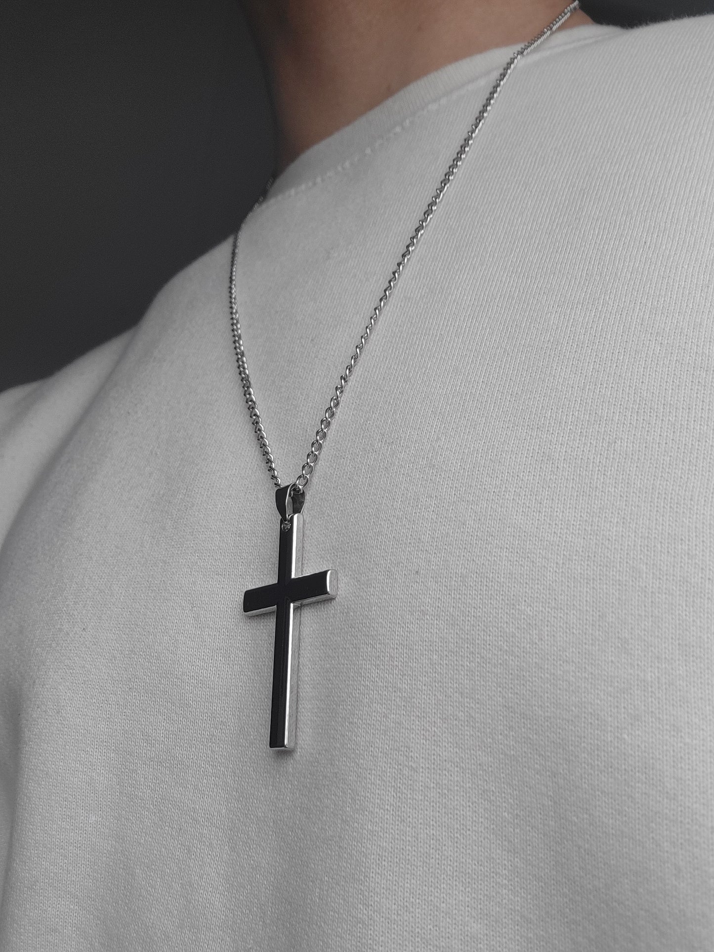 Cross pendant necklace - stainless steel